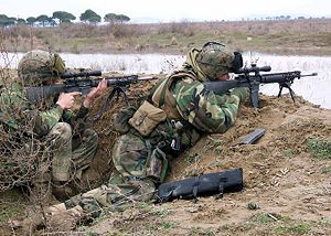 File:300px-Marines-with-sniper-rifle-2-5812.jpg