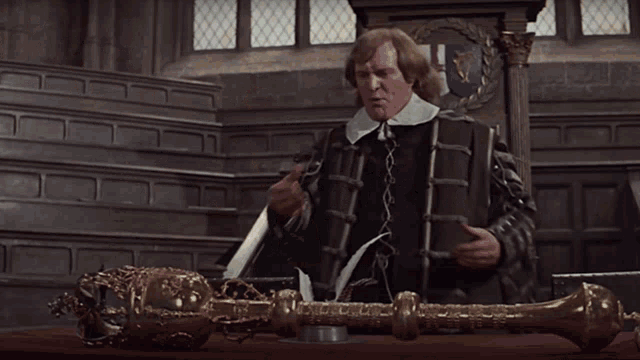 File:Cromwell all mad.gif