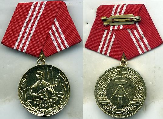 File:Molossia East Germany War Medal.jpg