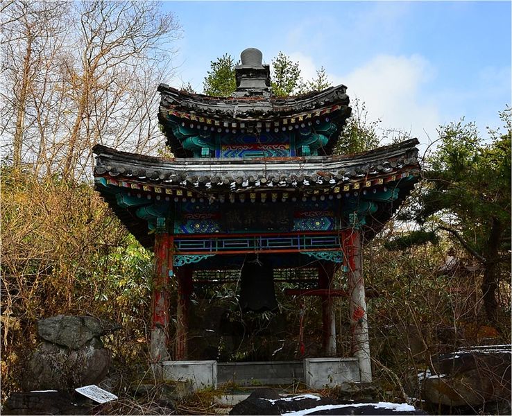 File:Tianhua Buddha bell.jpg