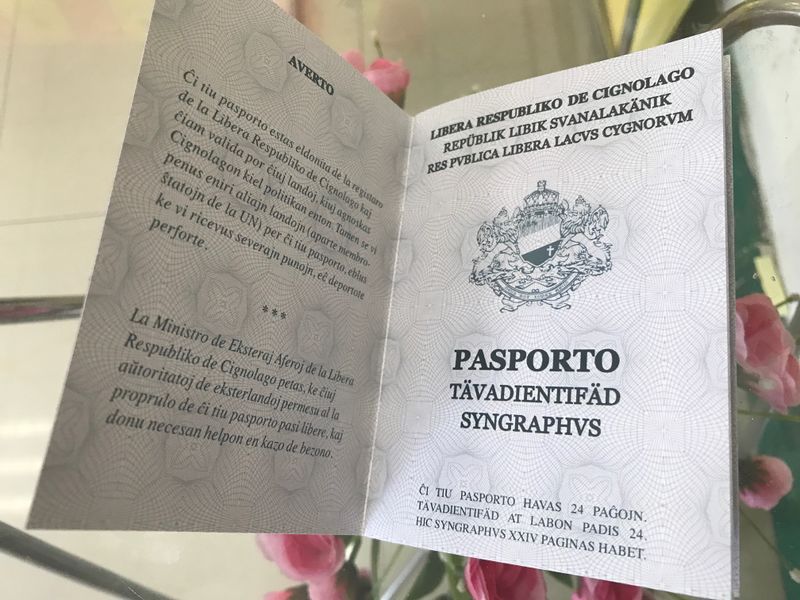 File:Cignolago passport 2.JPG