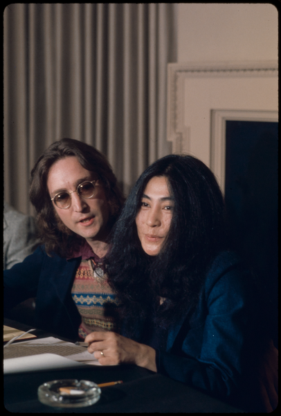 File:John Lennon and Yoko Ono in 1973.png