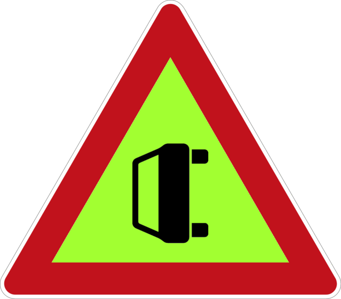 File:134.2-Accident ahead.png